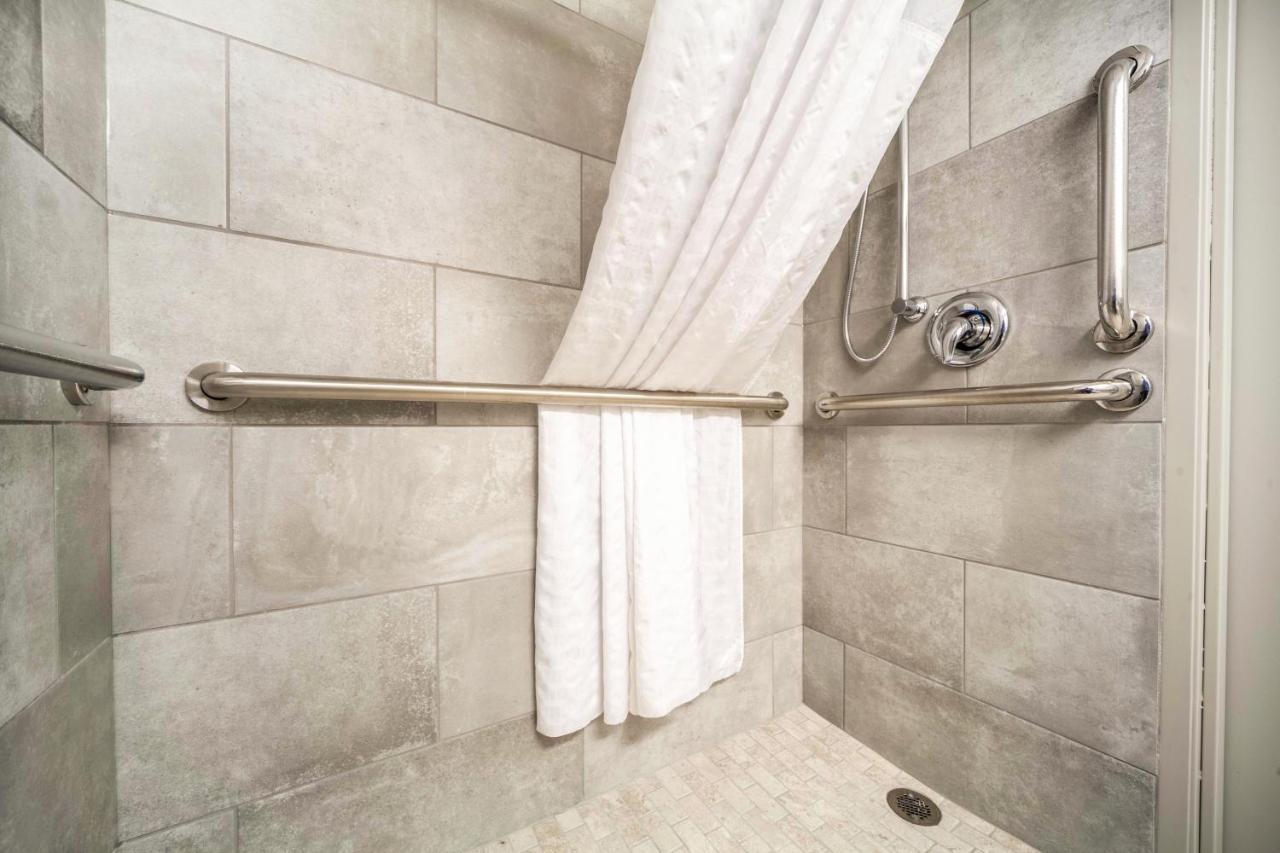 Quality Inn And Conference Center I-80 Grand Island Doniphan Esterno foto