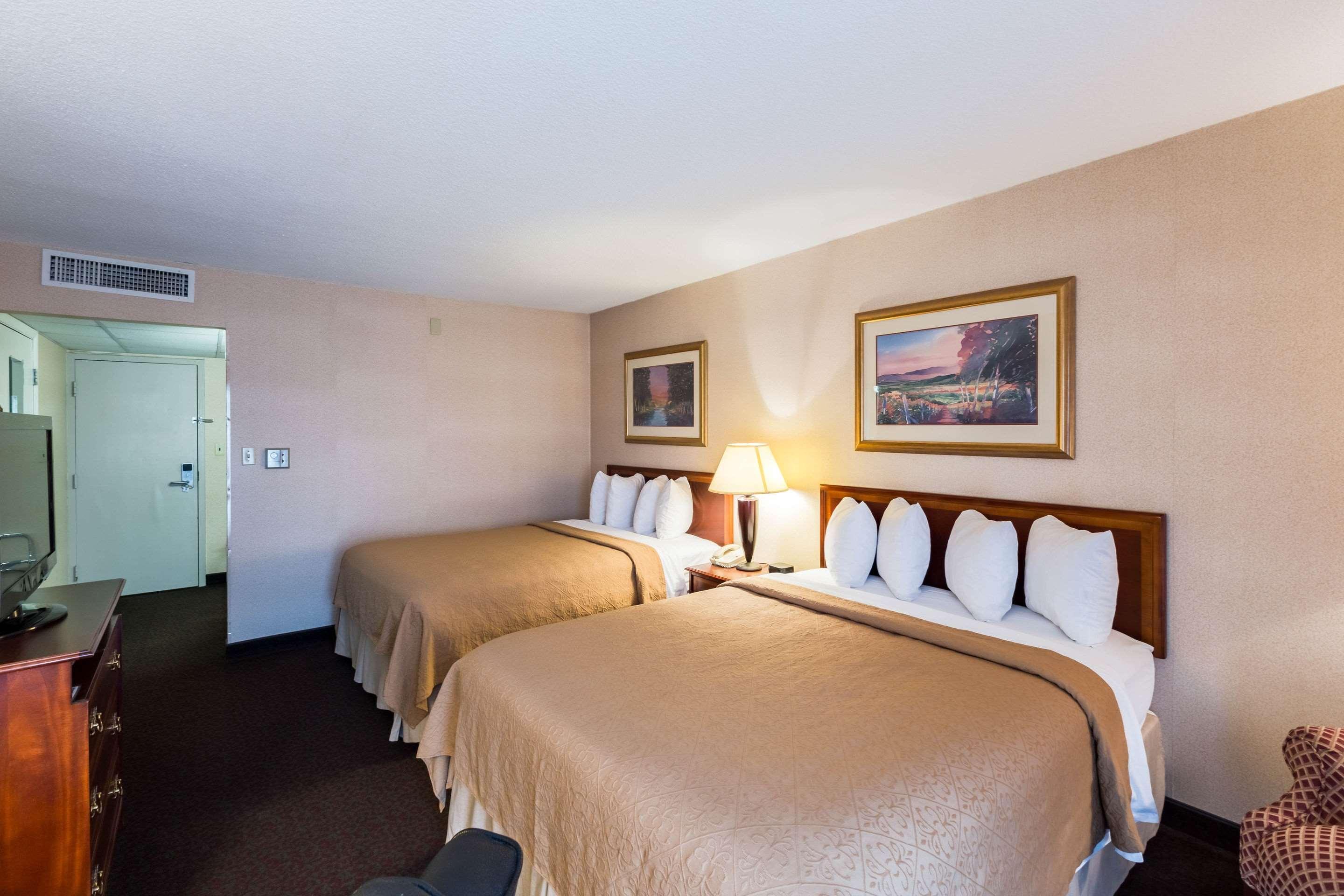 Quality Inn And Conference Center I-80 Grand Island Doniphan Esterno foto