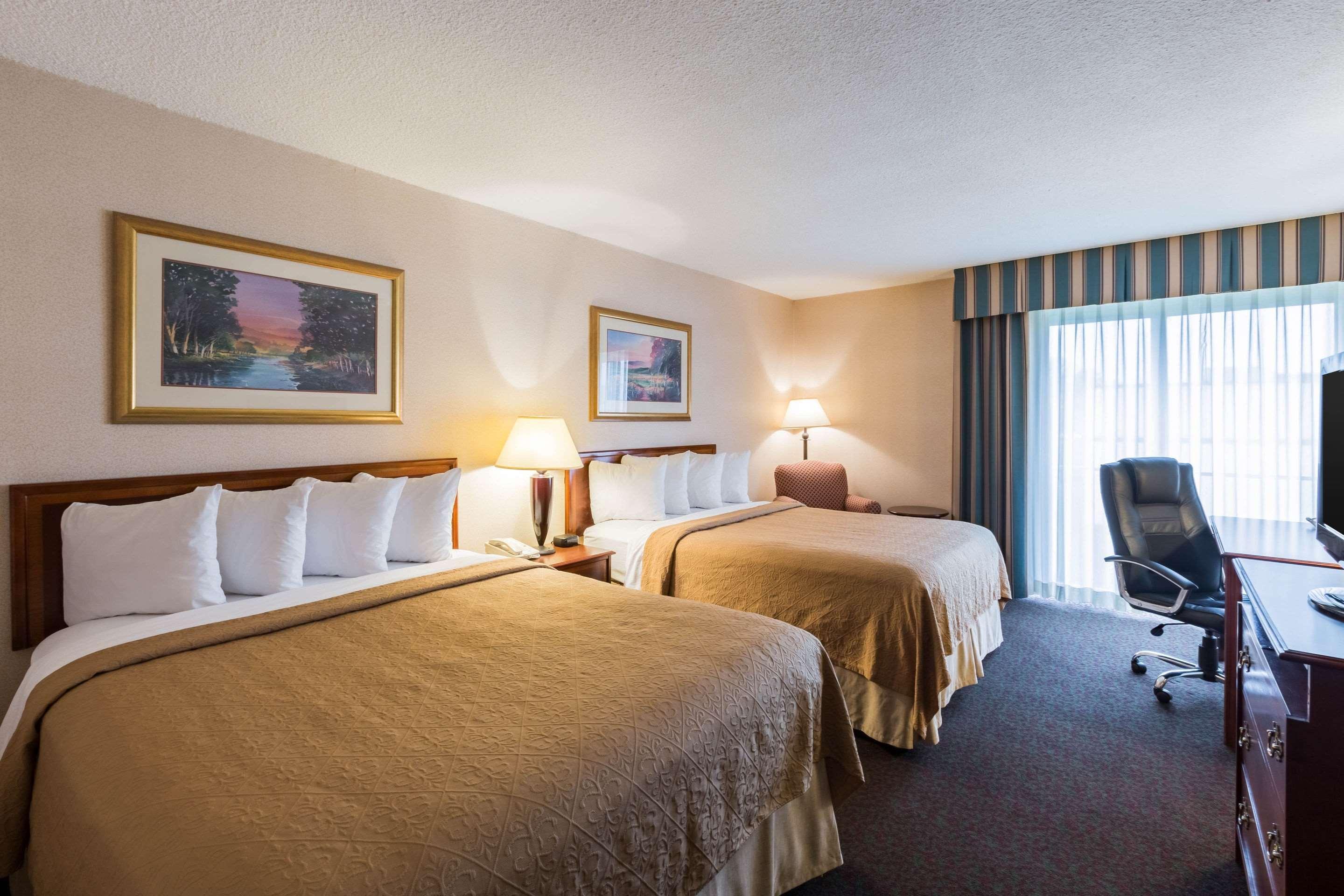 Quality Inn And Conference Center I-80 Grand Island Doniphan Esterno foto