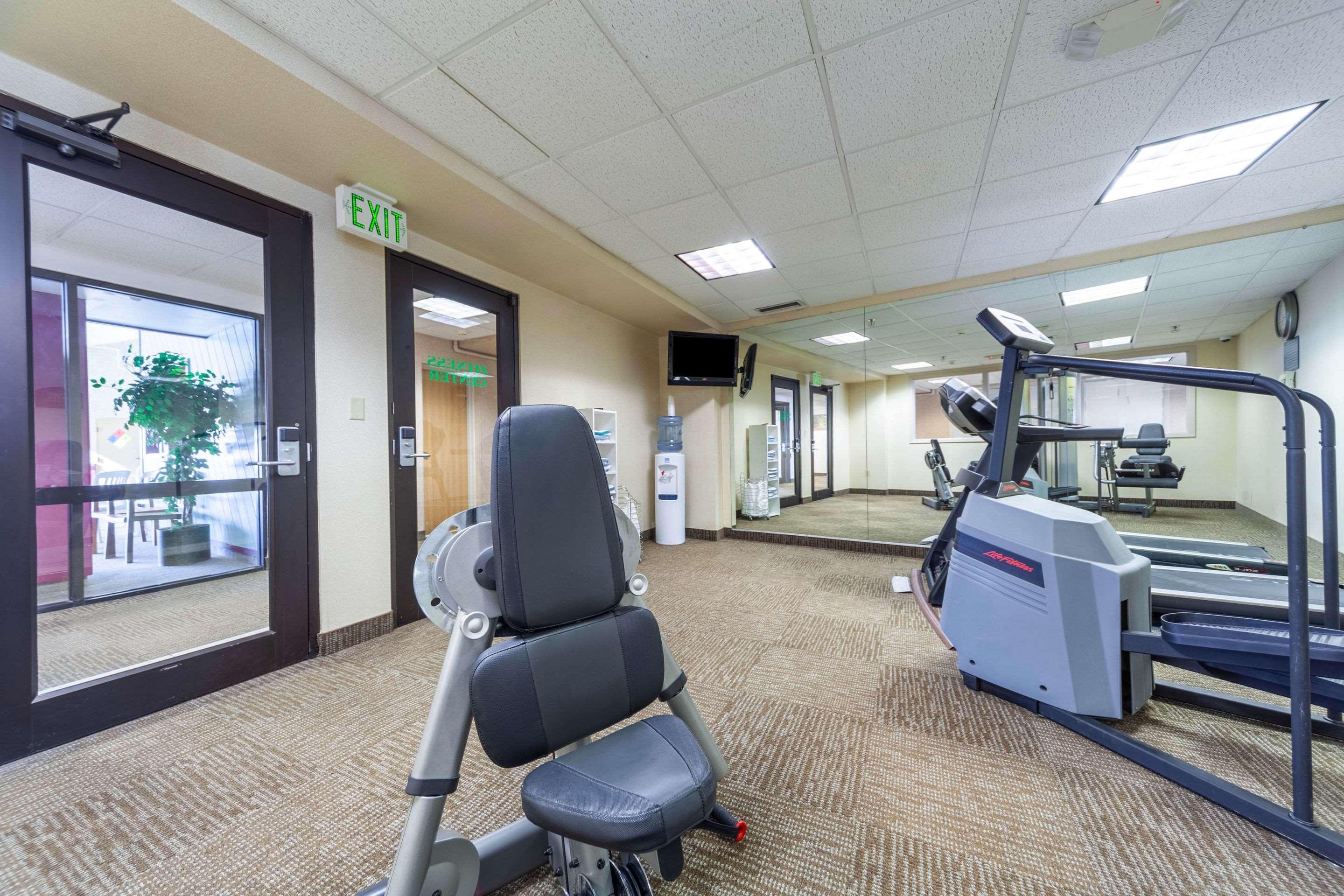 Quality Inn And Conference Center I-80 Grand Island Doniphan Esterno foto
