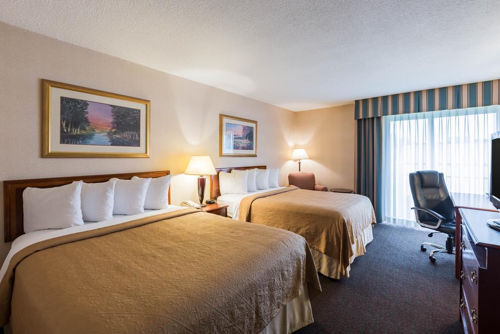 Quality Inn And Conference Center I-80 Grand Island Doniphan Esterno foto
